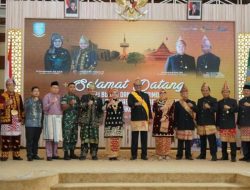 Kolaborasi Budaya dan Sinergi Daerah: Kunjungan PJ Bupati Bengkulu Tengah pada HUT ke-68 Provinsi Jambi